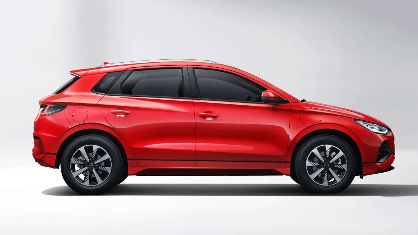 byd e2 ev 03 Autos Rodando BYD e lateral