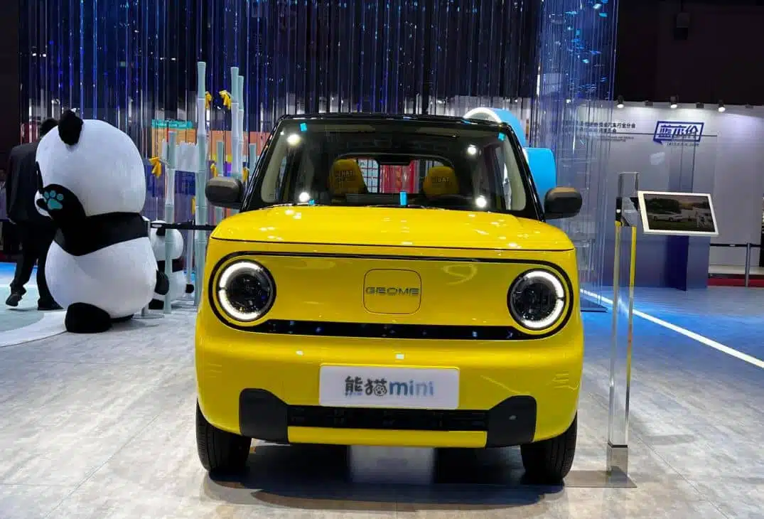 geely panda mini 32 Autos Rodando Geely Panda Mini frente