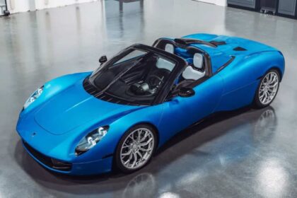 Gordon Murray Automotive T.33 Spider arriba