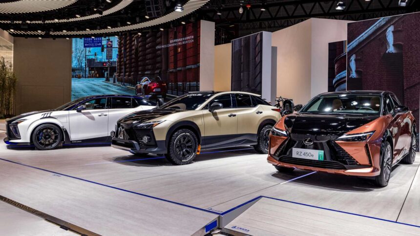 Lexus RZ Outdoor concept presentacion