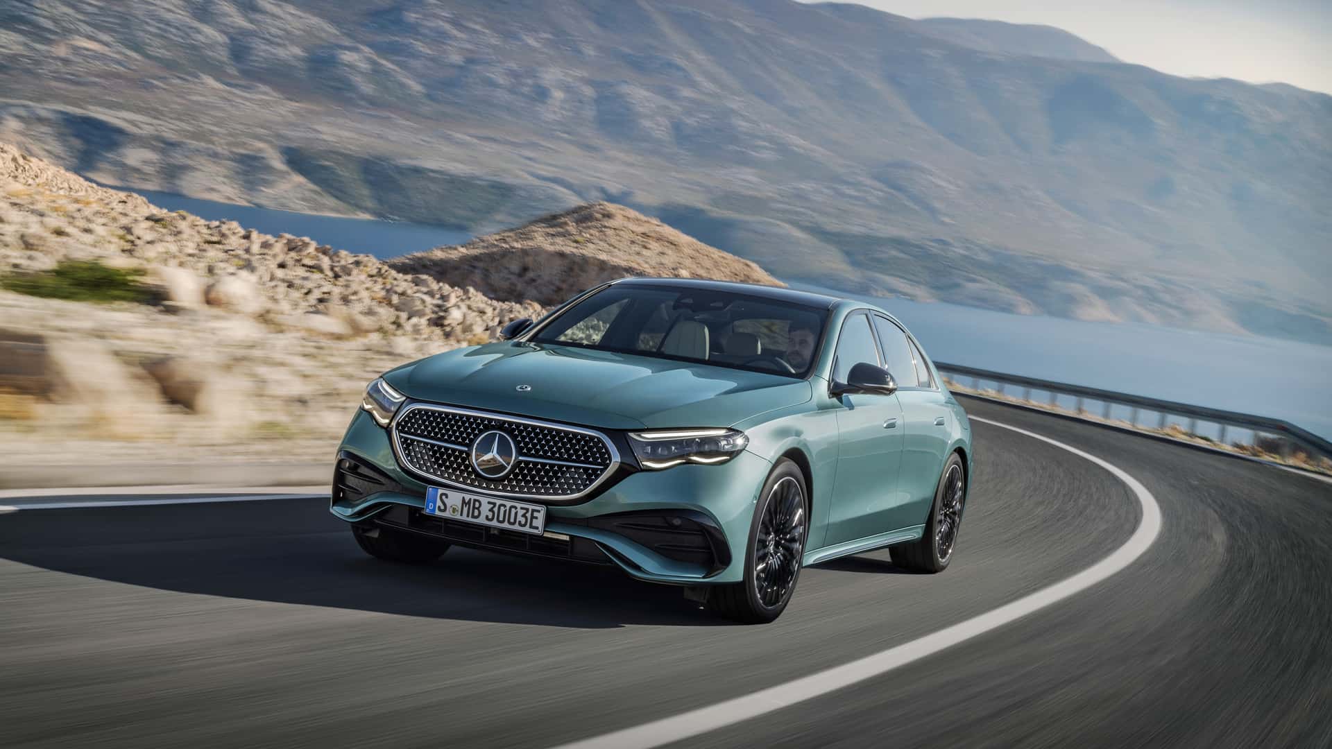 ᐅ El Nuevo MercedesBenz Clase E 2025 Descubre El Diseño EQ Y Las