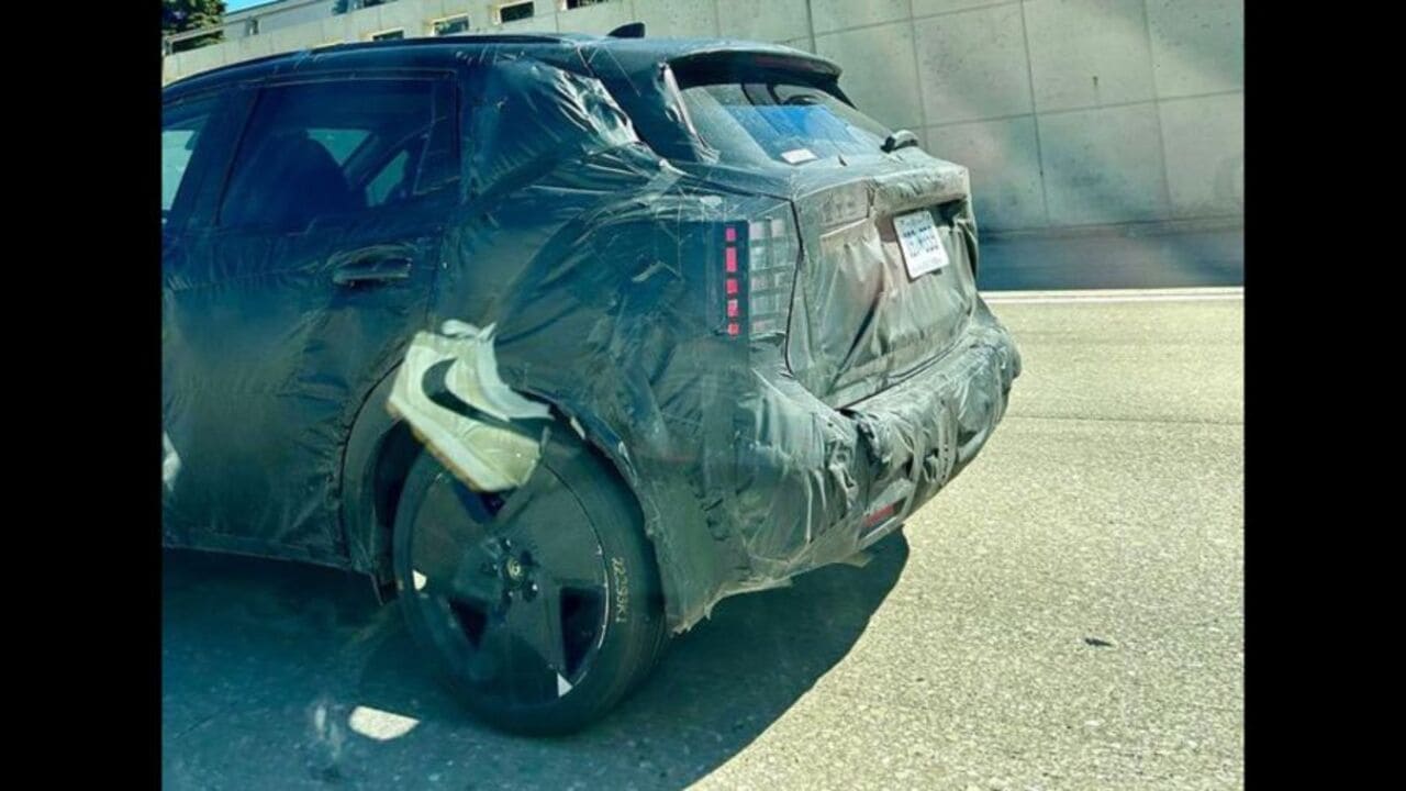 nissan kicks 1548500 Autos Rodando Nissan Kicks camuflado atras