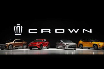 Toyota Crown Sedan linea