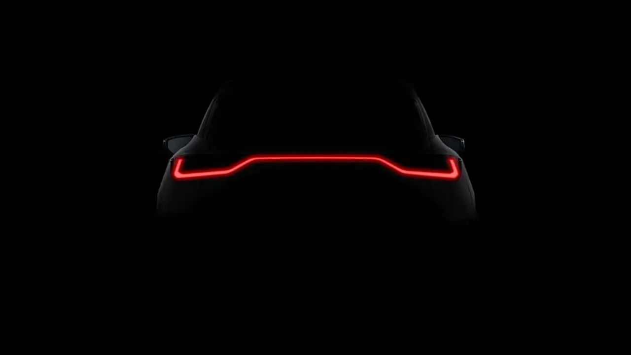 Lexus LBX 2024: La marca da un anticipado que Revelando el misterio 1 Lexus LBX 2024 teaser