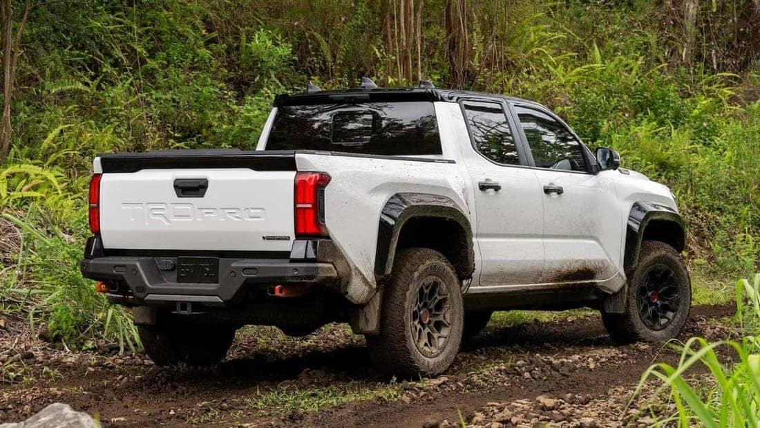 Toyota Tacoma 2024 TRD Pro lateral