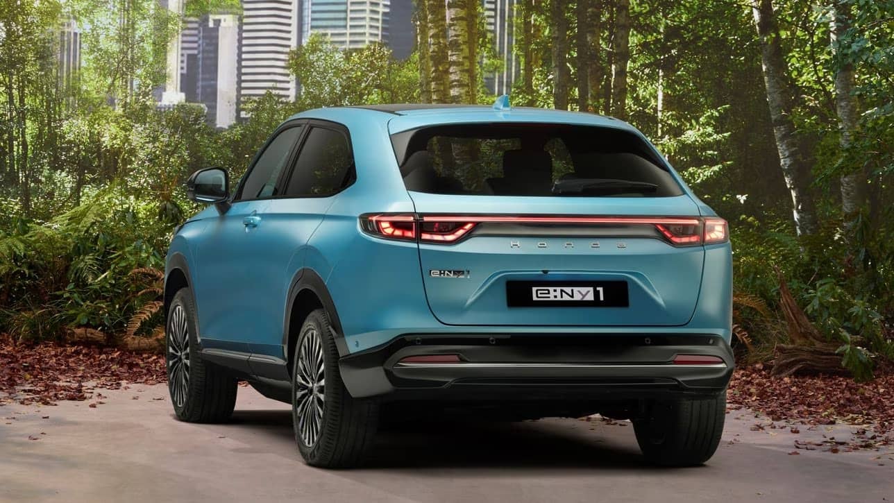 Honda e-Ny1 atras