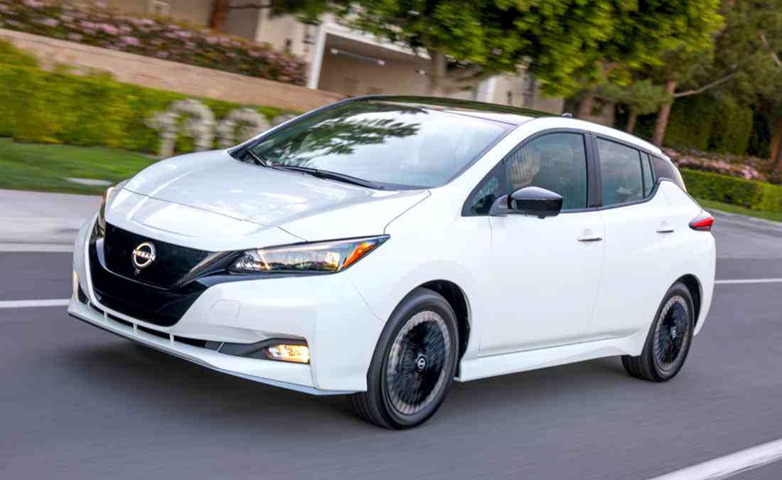 ᐅ El Nissan LEAF 100 eléctrico incluye cargador e instalación gratuita