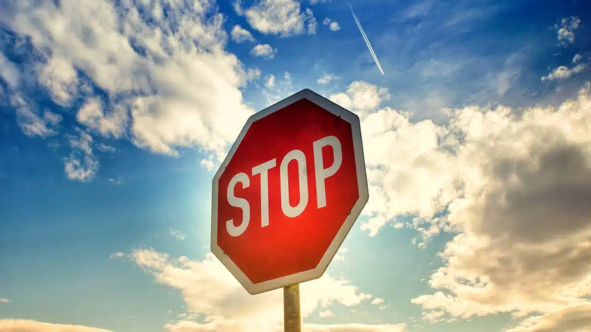 stop Autos Rodando Señal de Stop