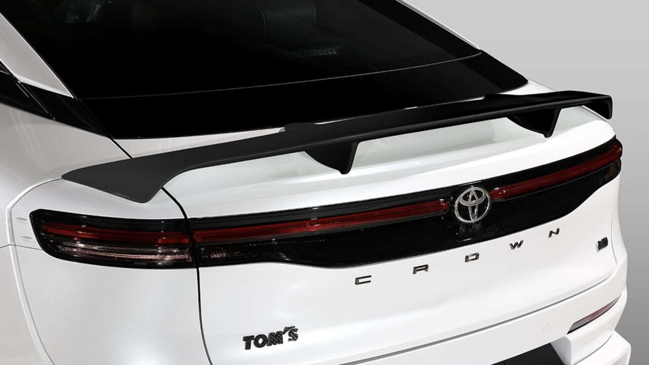 2023 toyota crown by tom s 3 Autos Rodando Toyota Crown Tom´s