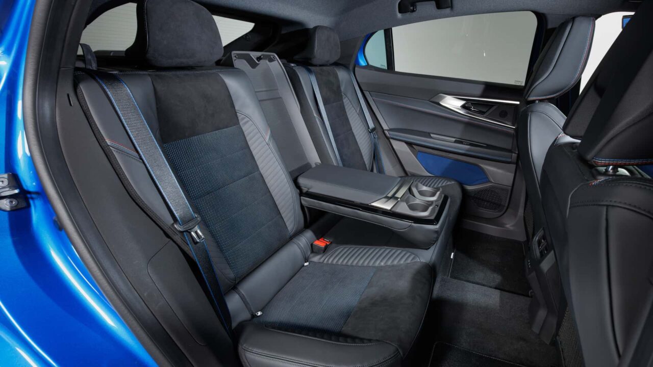 2024 renault rafale interior_01 Autos Rodando Renault Rafale asientos traseros