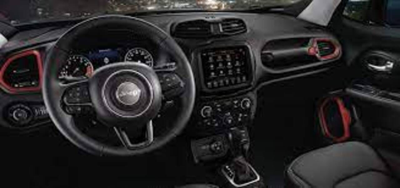 jeep renegade 2023_03 Autos Rodando Jeep Renagade interior