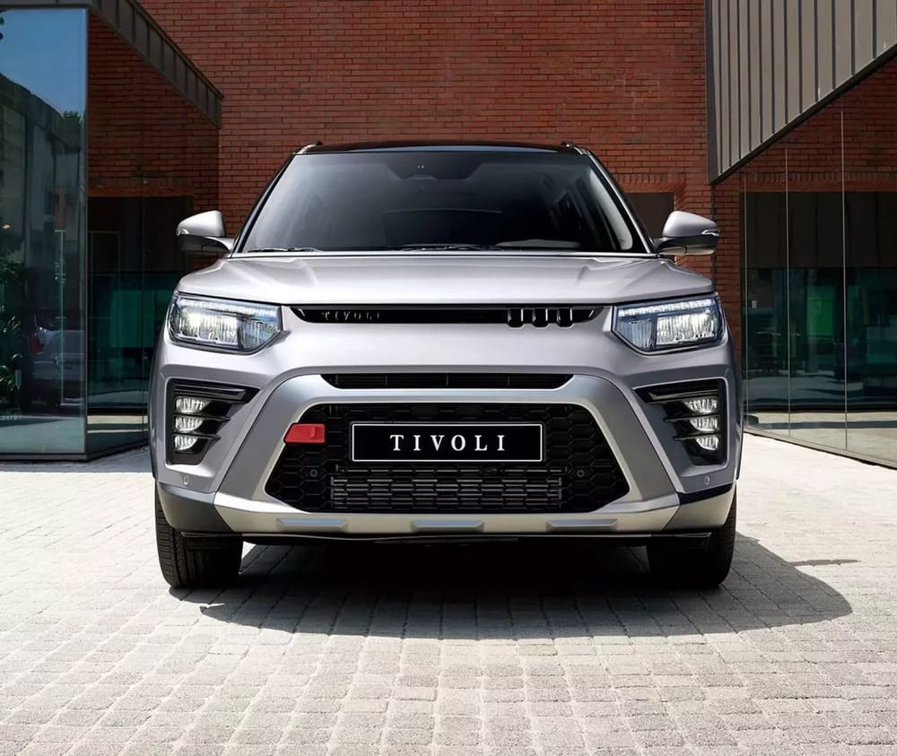ᐅ KG Mobility Tívoli 2024 Un SUV Transformado en Un Baby Torres
