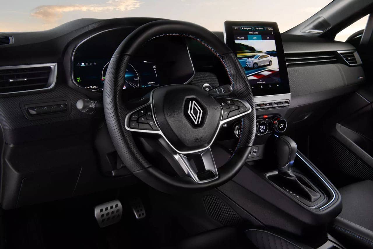 Renault Captur 2024 interior