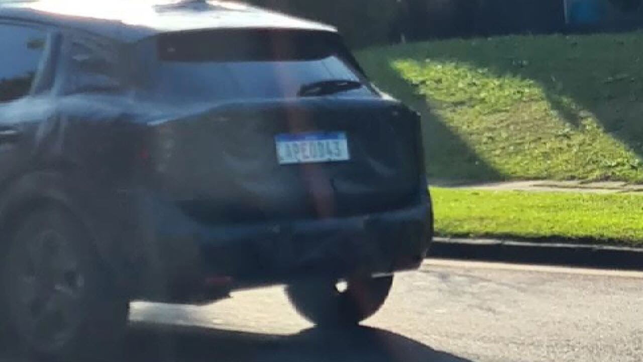 nissan kicks 2024_spy_03 Autos Rodando Nissan Kicks por detars espiado