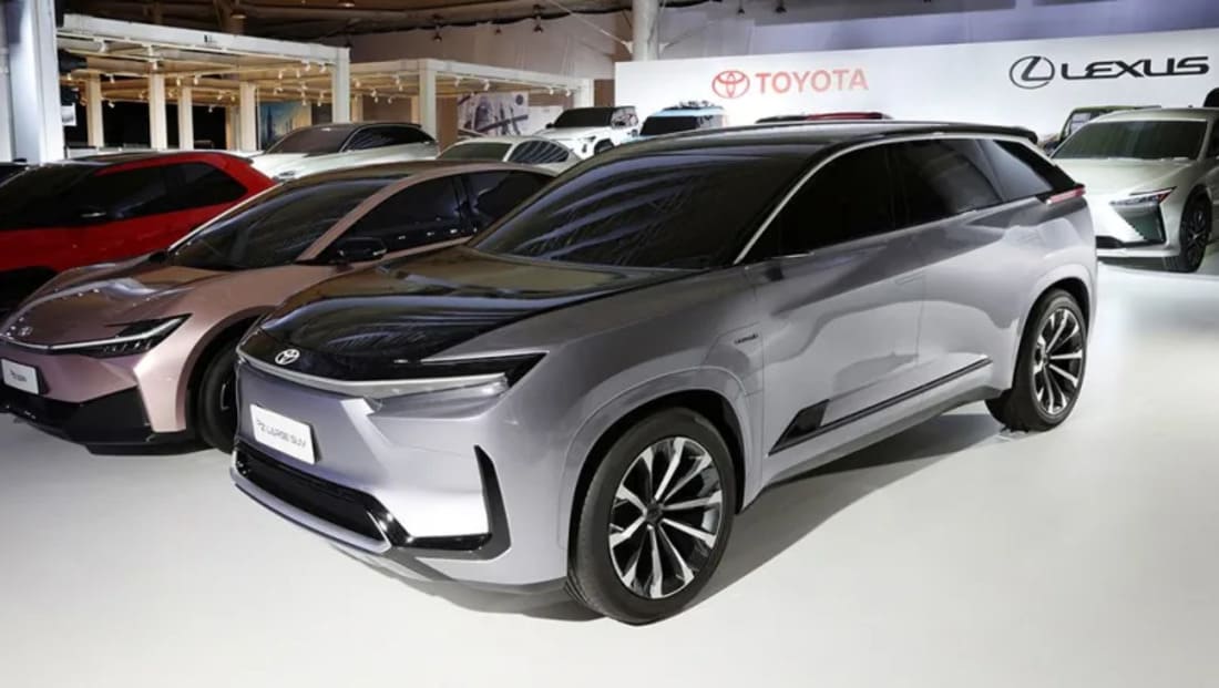 toyota highlander eléctrico toyota show Autos Rodando Toyota Highlander eléctrico en Toyota Show vision EV