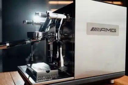 Mercedes Benz maquina de Cafe
