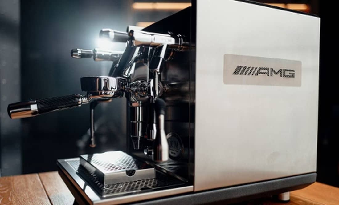Mercedes Benz maquina de Cafe