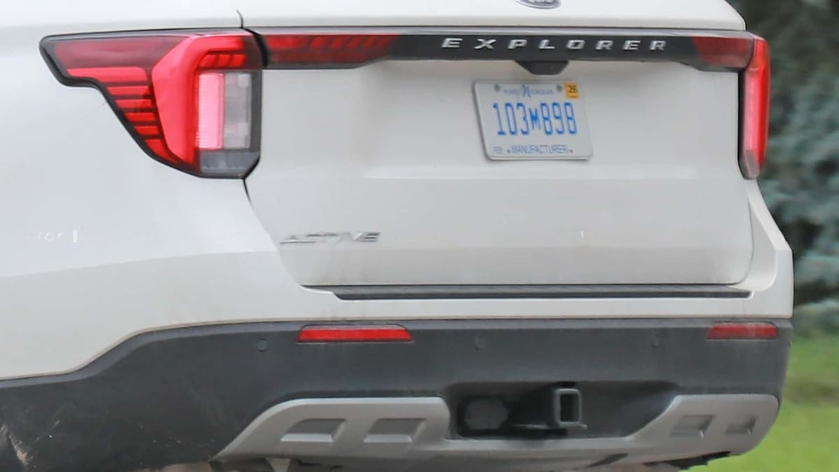 2024 ford explorer_01 transformed Autos Rodando Ford Explorer Active