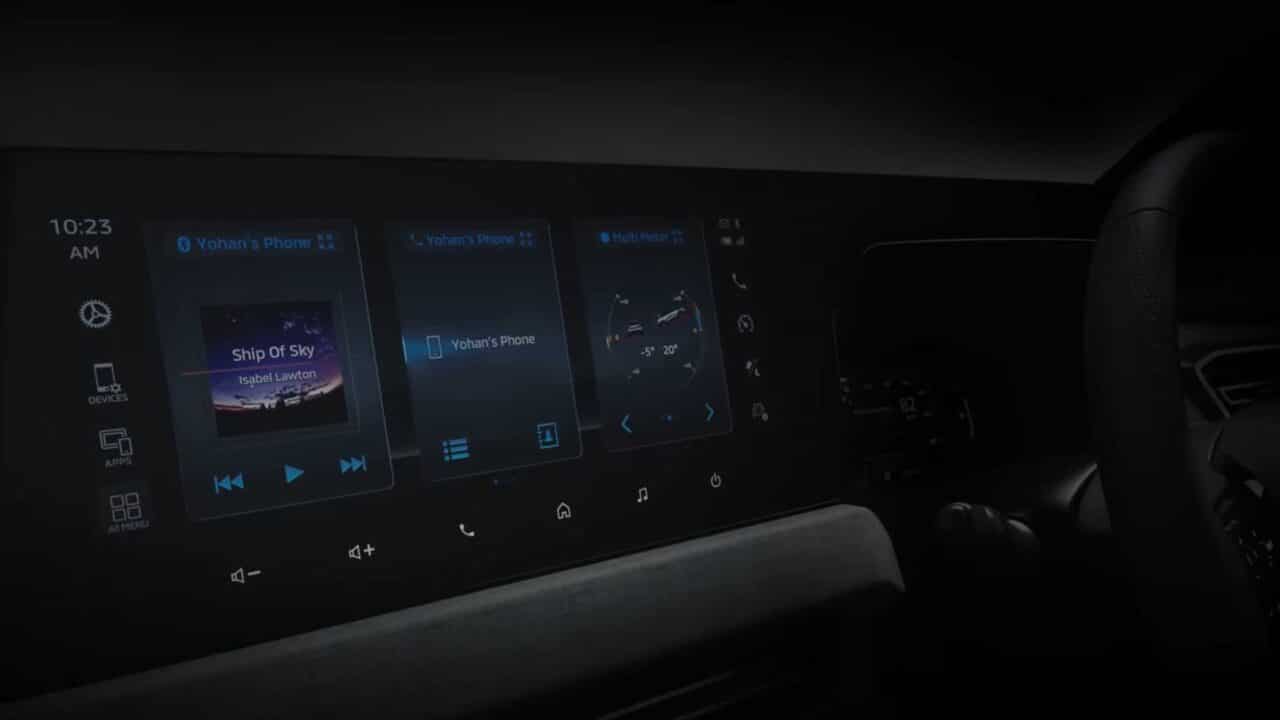 2024 mitsubishi compact crossover teaser_02 Autos Rodando Mitsubishi Compact SUV interior