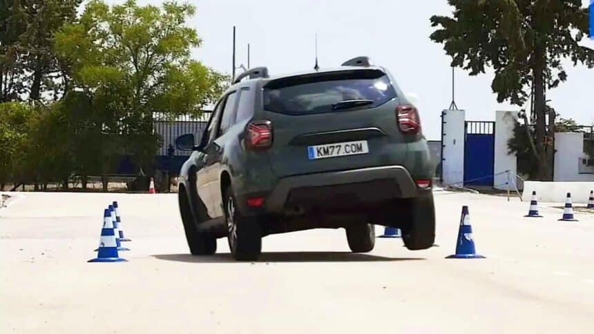 Duster 2023 prueba del alce