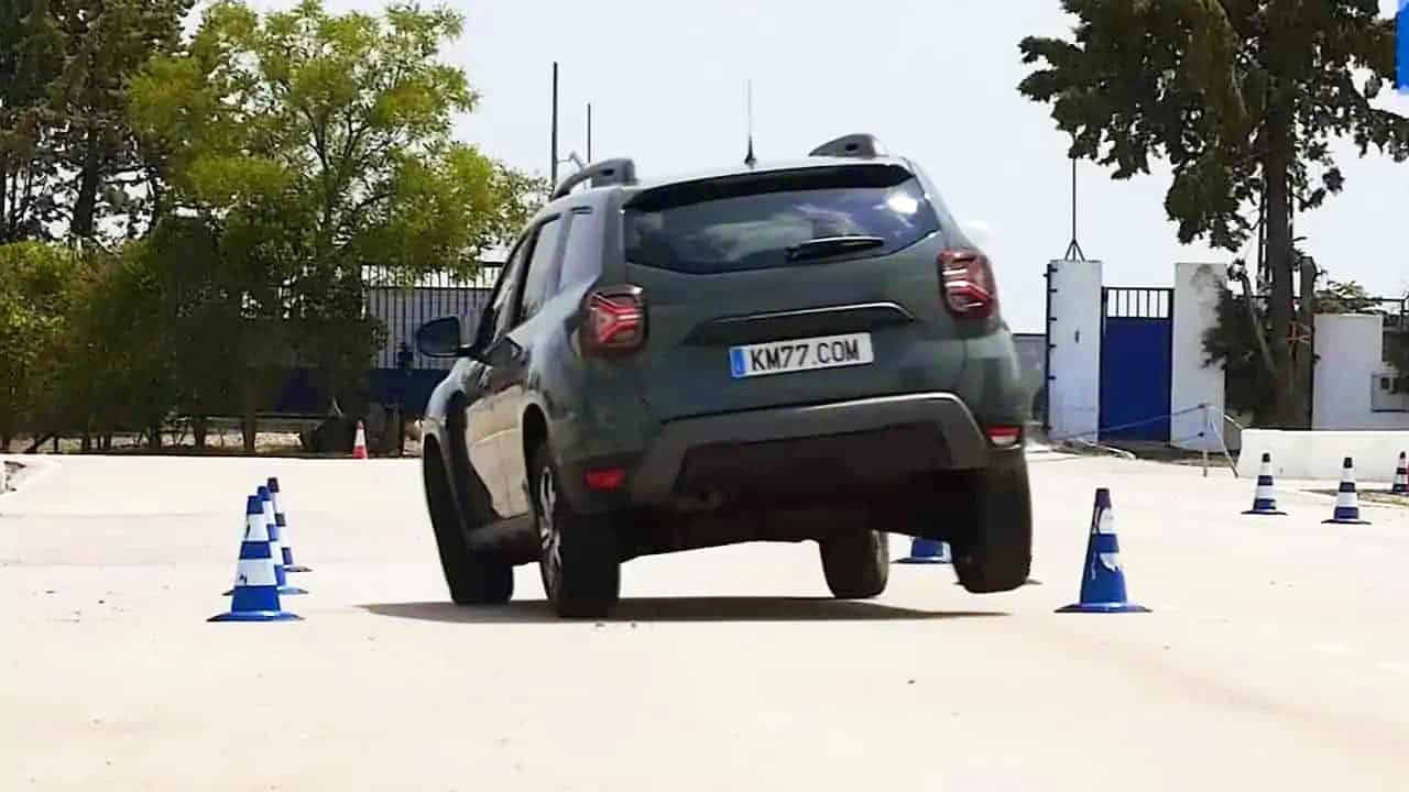 duster 2023 moose test Autos Rodando Duster prueba del alce