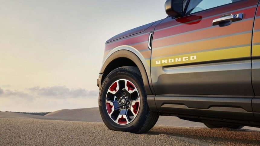 Ford Bronco Sport 2024 Free Wheeling Edition lateral