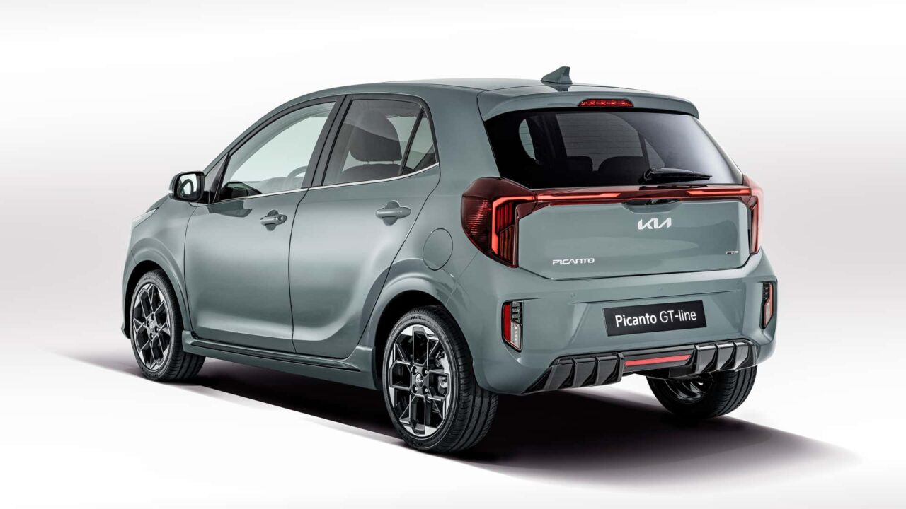 kia picanto 2024_04 Autos Rodando Kia Picanto diagonal trasero