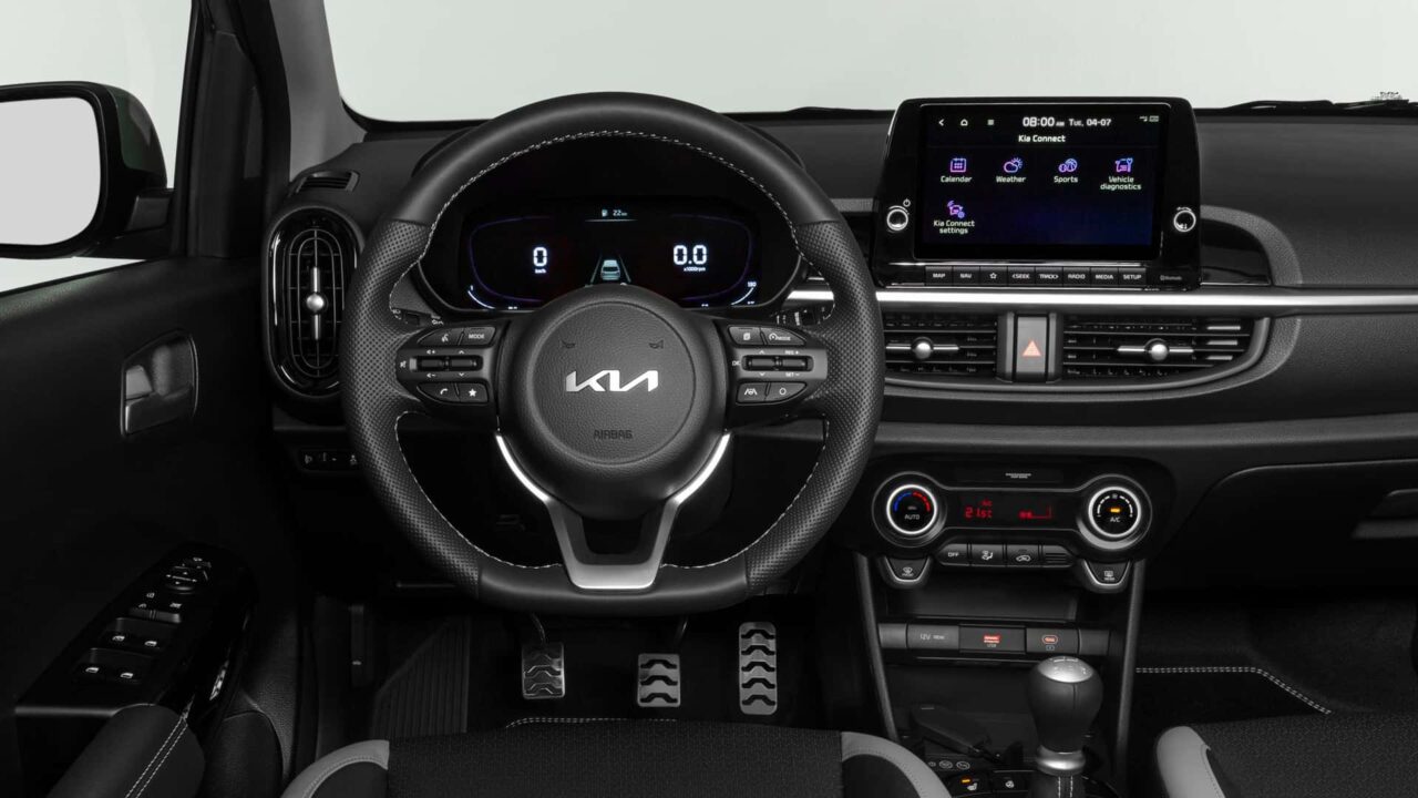 kia picanto 2024_07 Autos Rodando Kia Picanto interior
