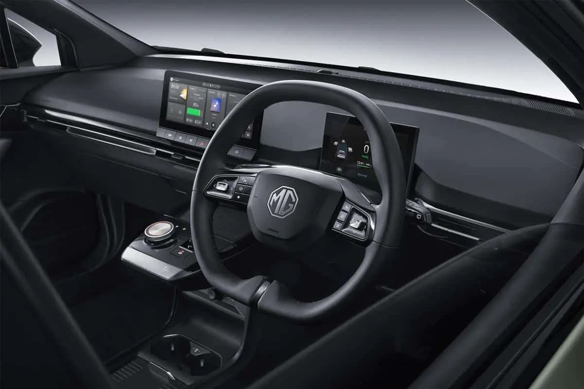 mg4 ev xpower 03 Autos Rodando MG EV XPOWER INTERIOR