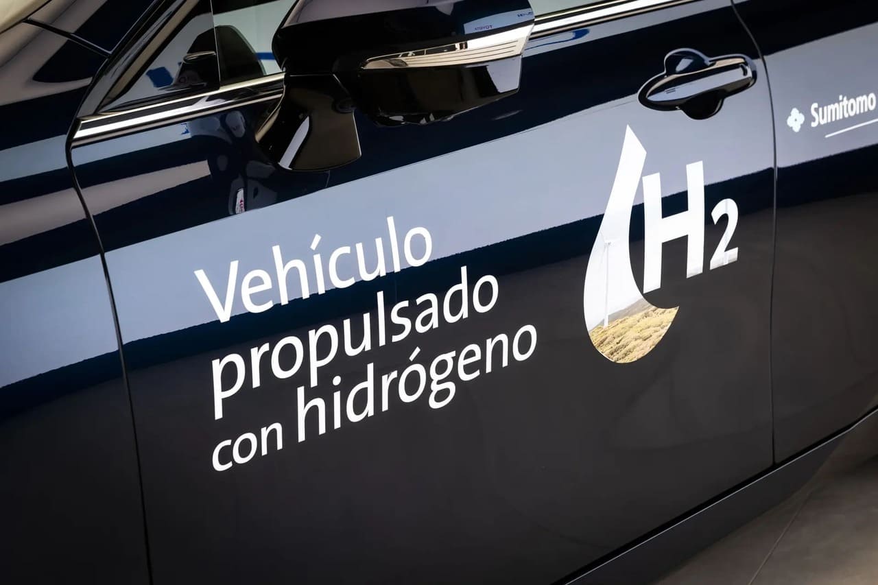 Toyota Mirai: Llega la Segunda Generación con Tres Depósitos de Hidrógeno 1 Toyota Mirai 2023