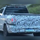 Volkswagen Saveiro 2024 atras