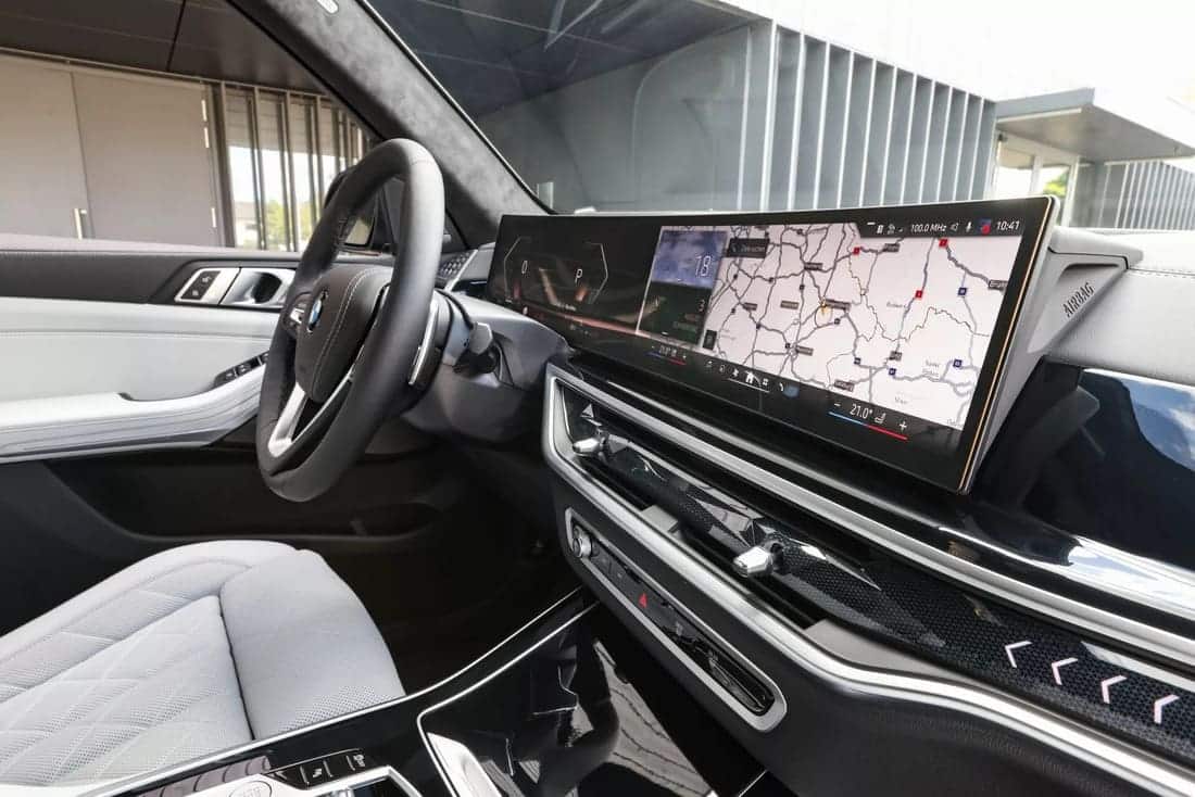 2024 bmw x5 and x6 28 Autos Rodando BMW X interior