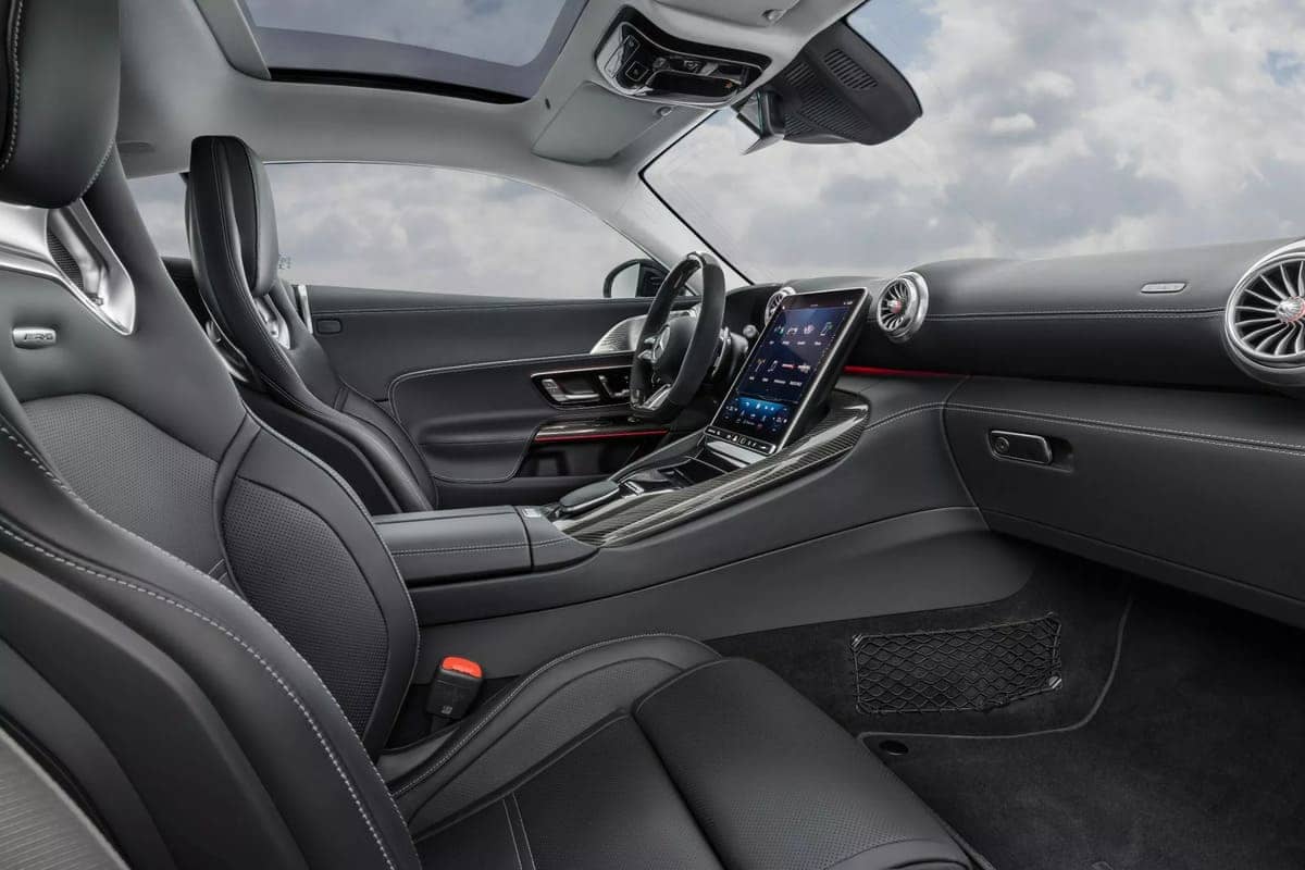 2024 mercedes amg gt 57 Autos Rodando Mercedes AMG GT interior
