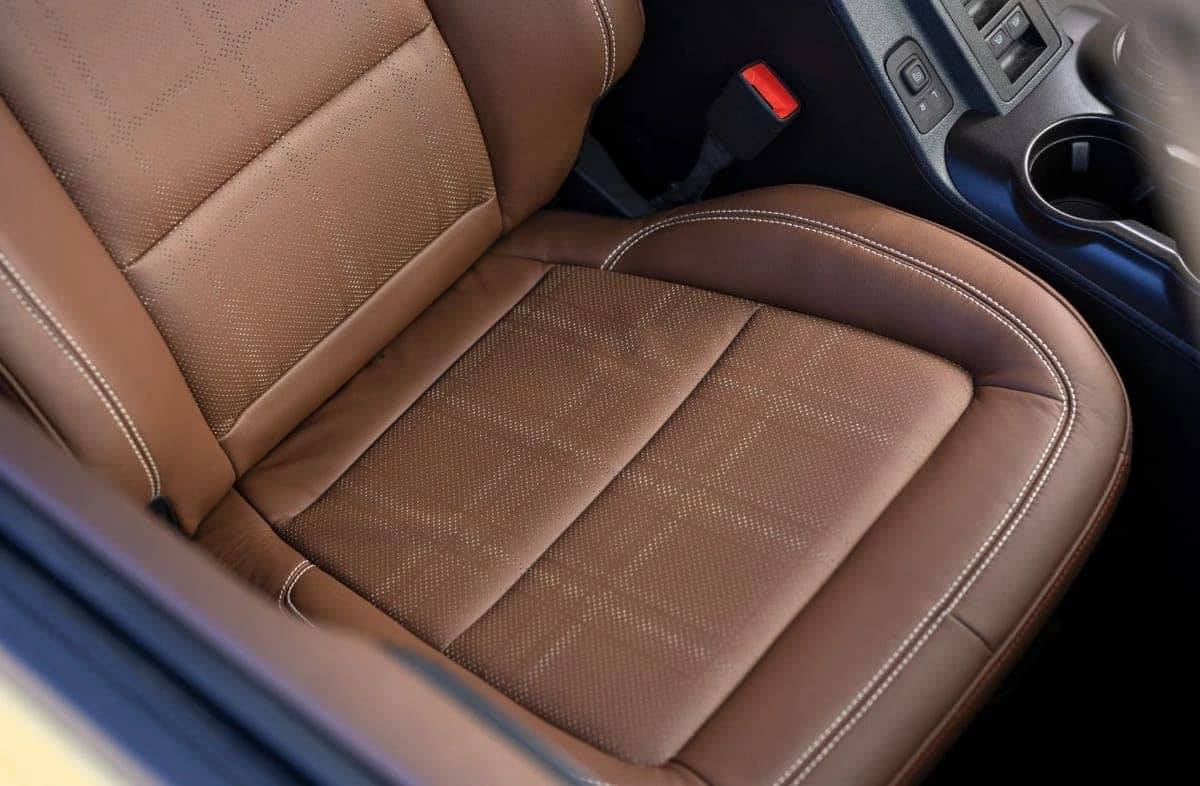 Ford Bronco Heritage Edition interior