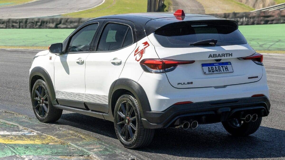 fiat pulse abarth 2024_02 Autos Rodando Fiat Pulse Abarth por detras