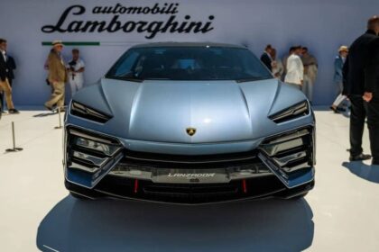 Lamborghini Lanzador frente