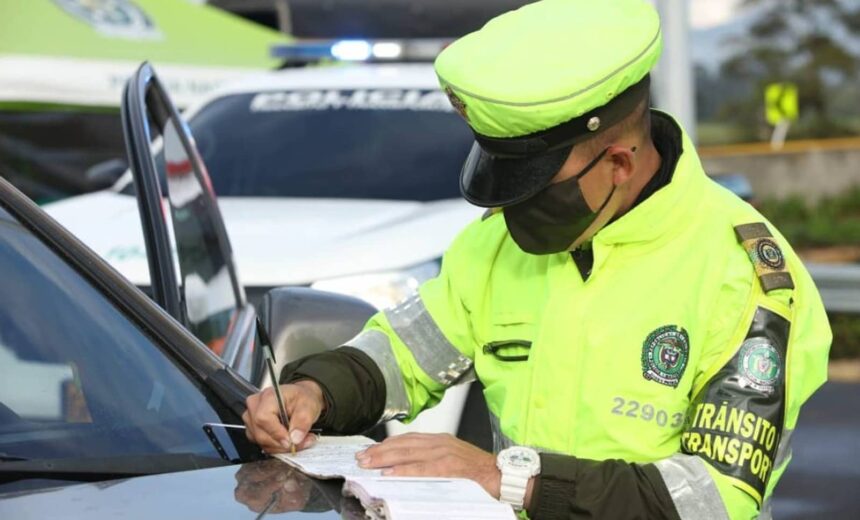 Policia de Transito comparendo