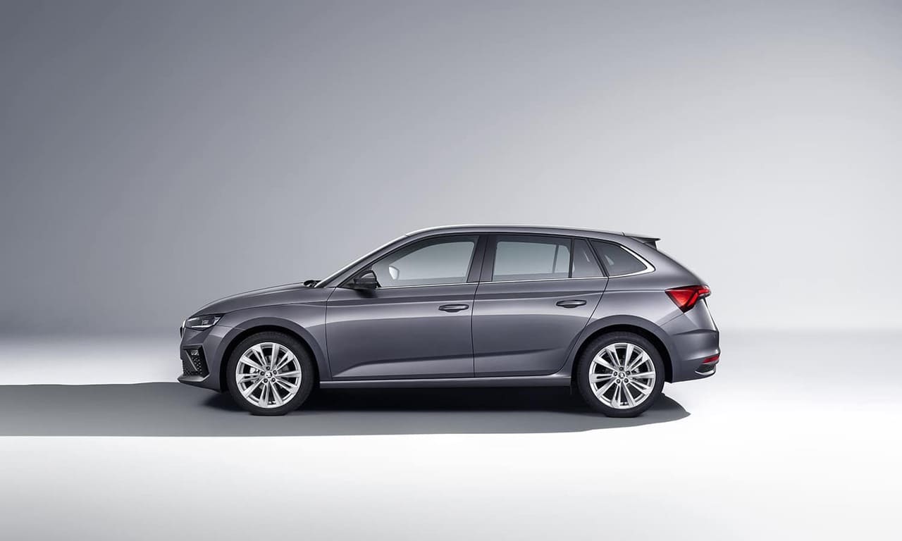 skoda scala 2024 7 Autos Rodando Skoda Scala lateral