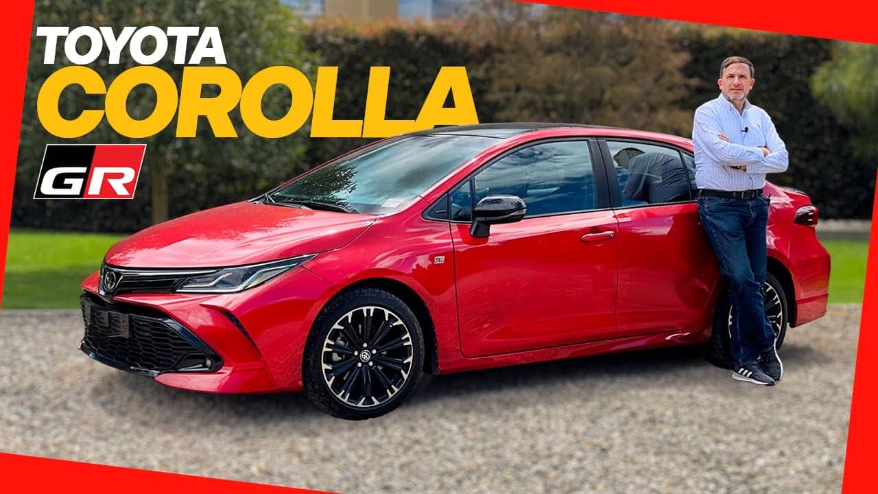 Toyota Corolla GR Sport sedan review y prueba