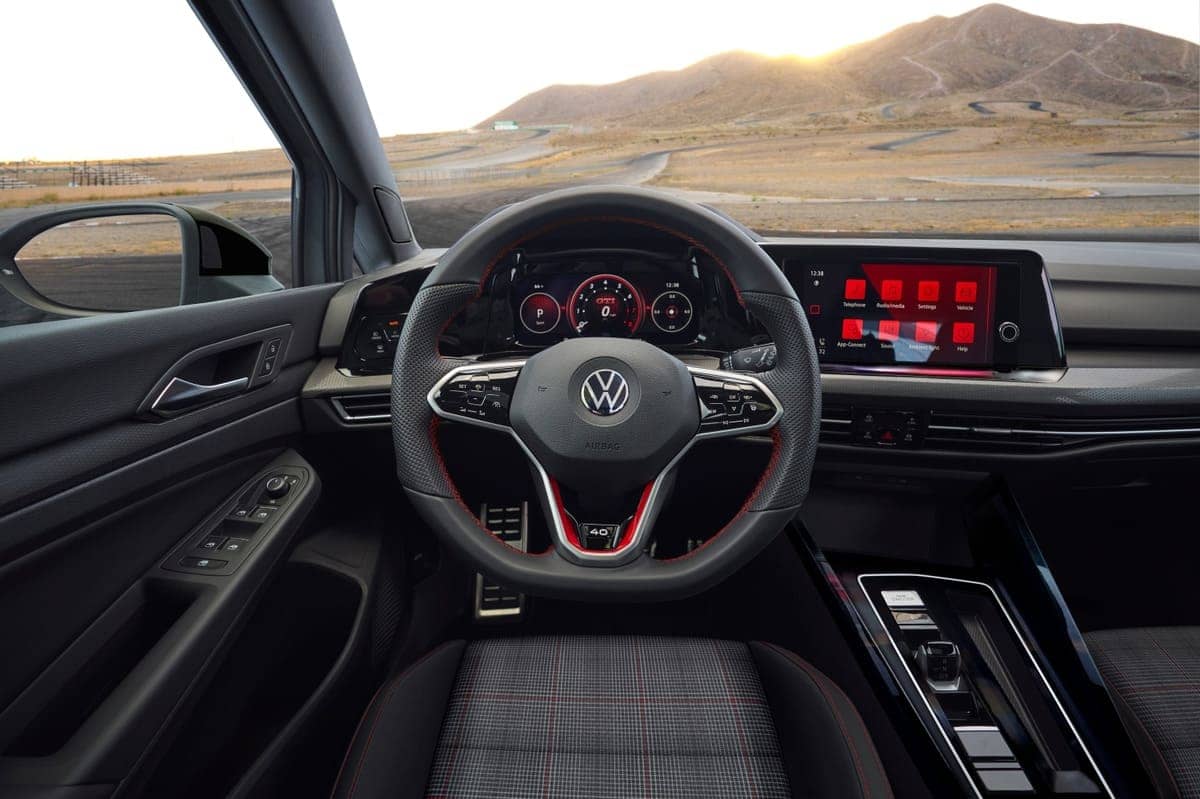 volkswagen golf gti_03 Autos Rodando Volkswagen Golf GTI interior