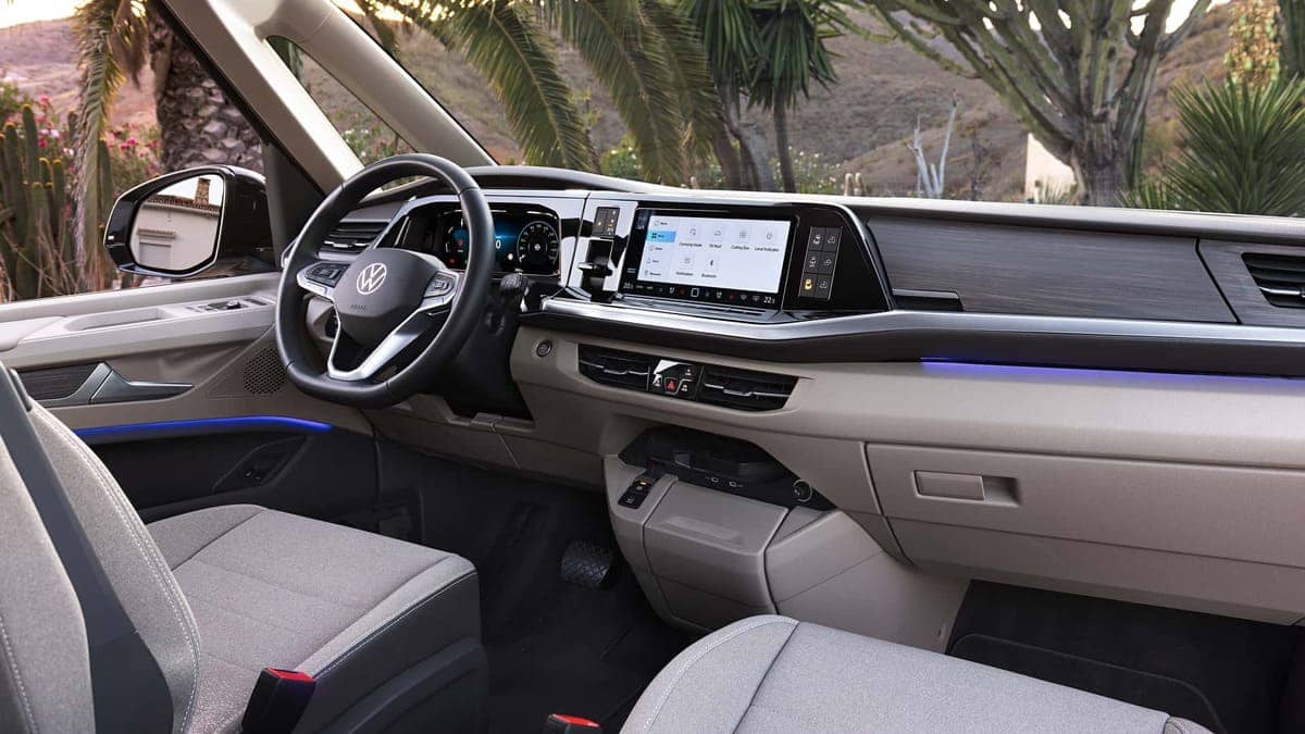volkswagen multivan t7 california concept interior_01 Autos Rodando Volkswagen el T California Concep tablero