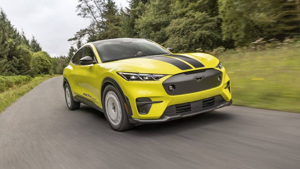 2024 ford mustang mach e rally_03 Autos Rodando Ford Mustang Mach E Rally manejo