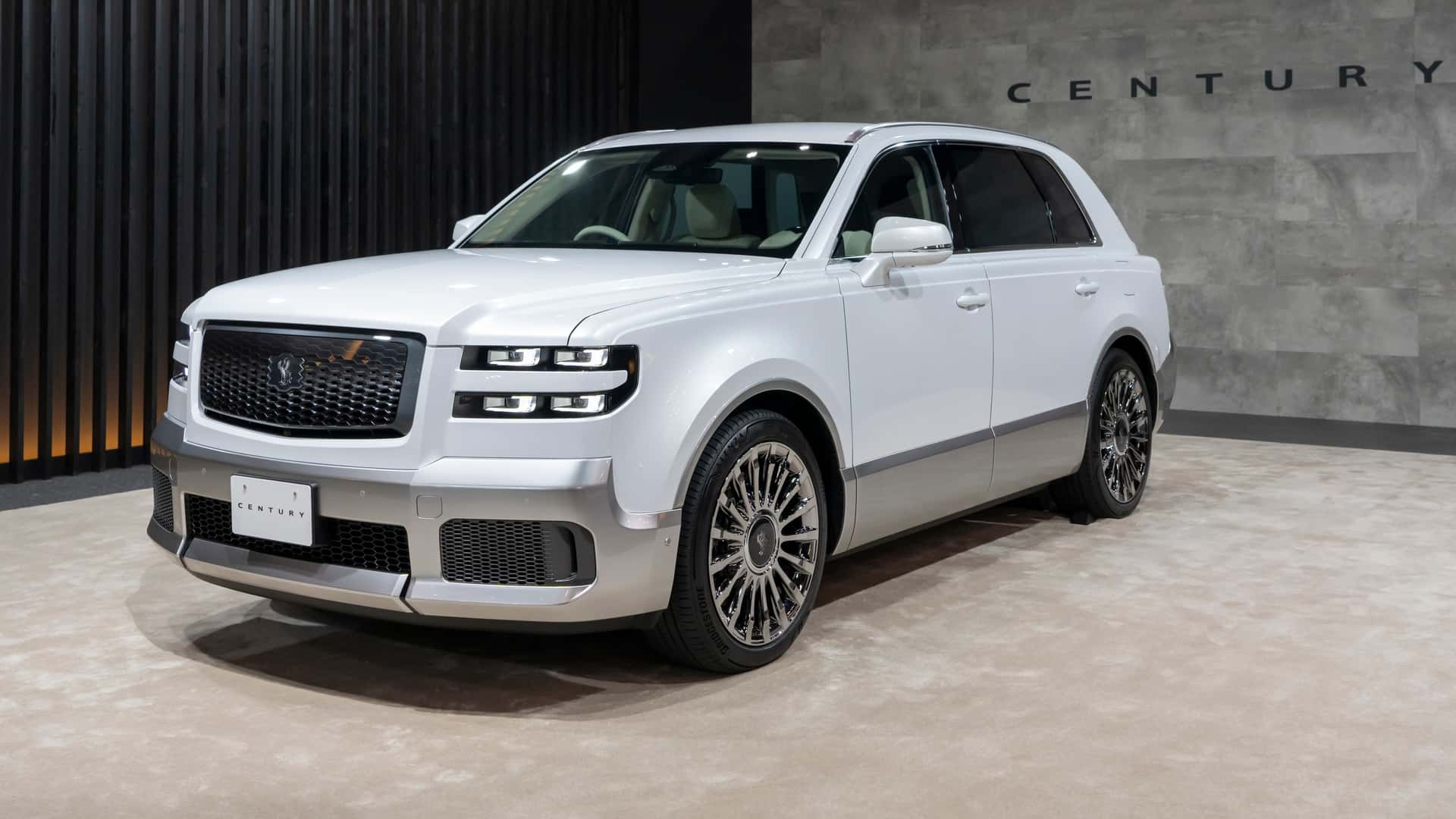 ᐅ SUV Toyota Century 2024 Una Clase Aparte De 170.000 Dólares