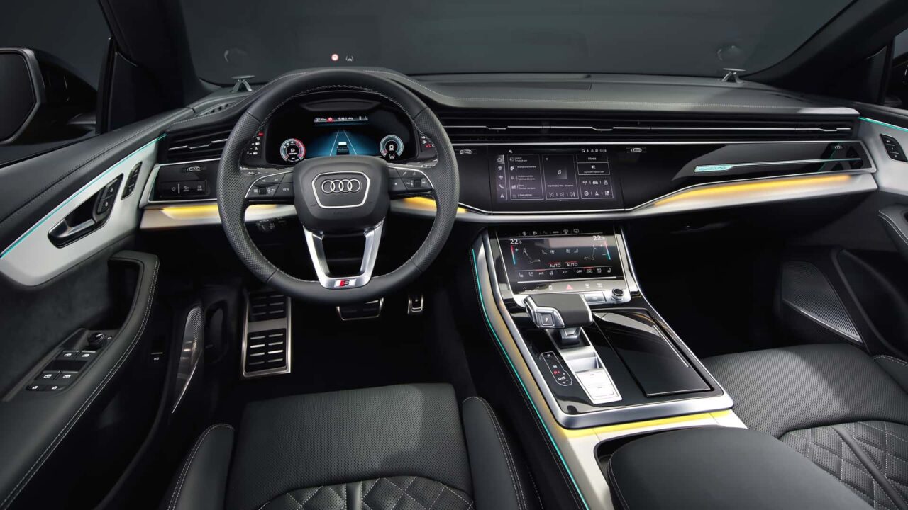 audi q8 2023_03 Autos Rodando Audi Q tablero