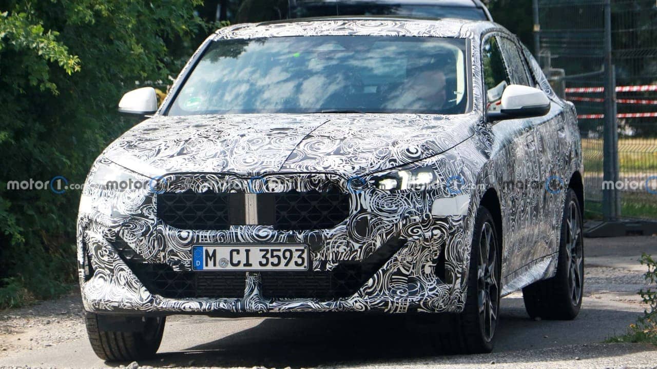 bmw x2 2024 new spy_01 Autos Rodando BMW X frente
