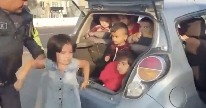 chevrolet-spark-25-niños.