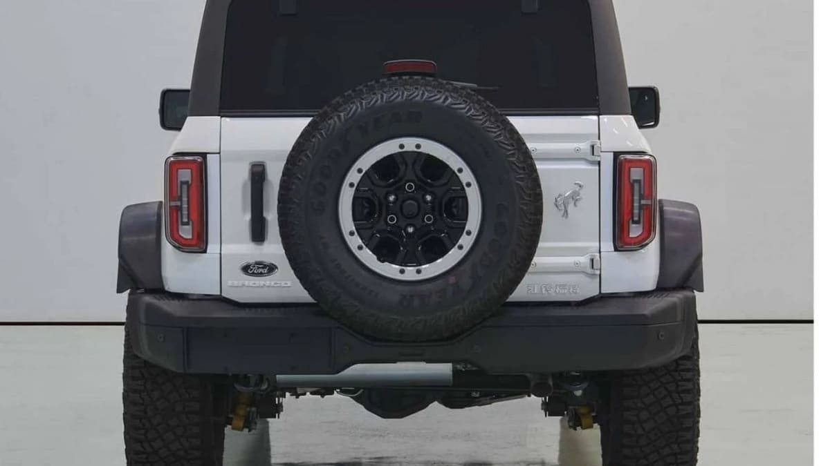 frod bronco chino_03 Autos Rodando Ford Bronco hecho en China por detras