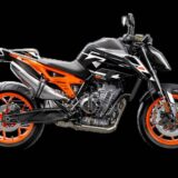 KTM 890 Duke GP 2023 diagonal derecho