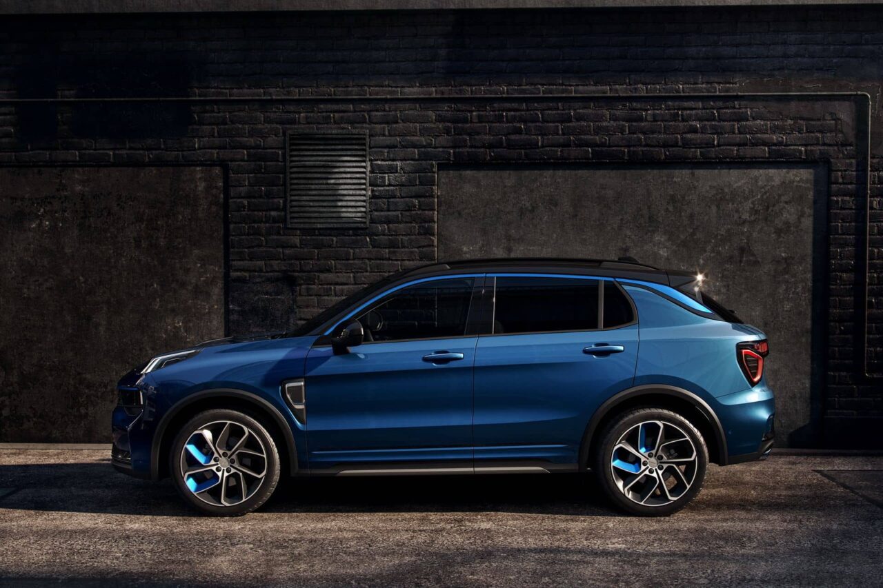 lynk and co 01 01 Autos Rodando Lynk Co lateral