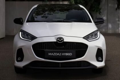 Mazda 2 Híbrido frente